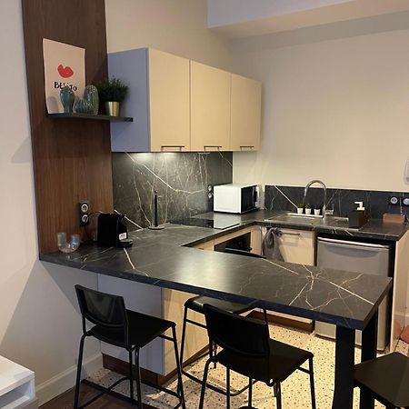 Appartement Au Coeur Du Centre Ville De Каркассон Экстерьер фото